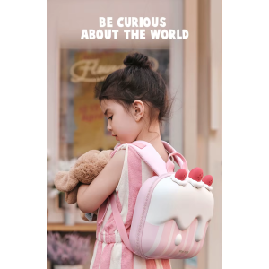 ΠΑΙΔΙΚΗ ΤΣΑΝΤΑ BACKPACK 3D STRAWBERRY CAKE 8,8LT ZOY ZOII ΡΟΖ ΚΟΡΙΤΣΙ B18